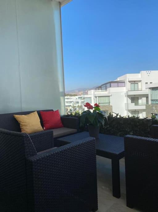 Appartement De Luxe ,Piscine,Parking,Terrasse Agadir Buitenkant foto